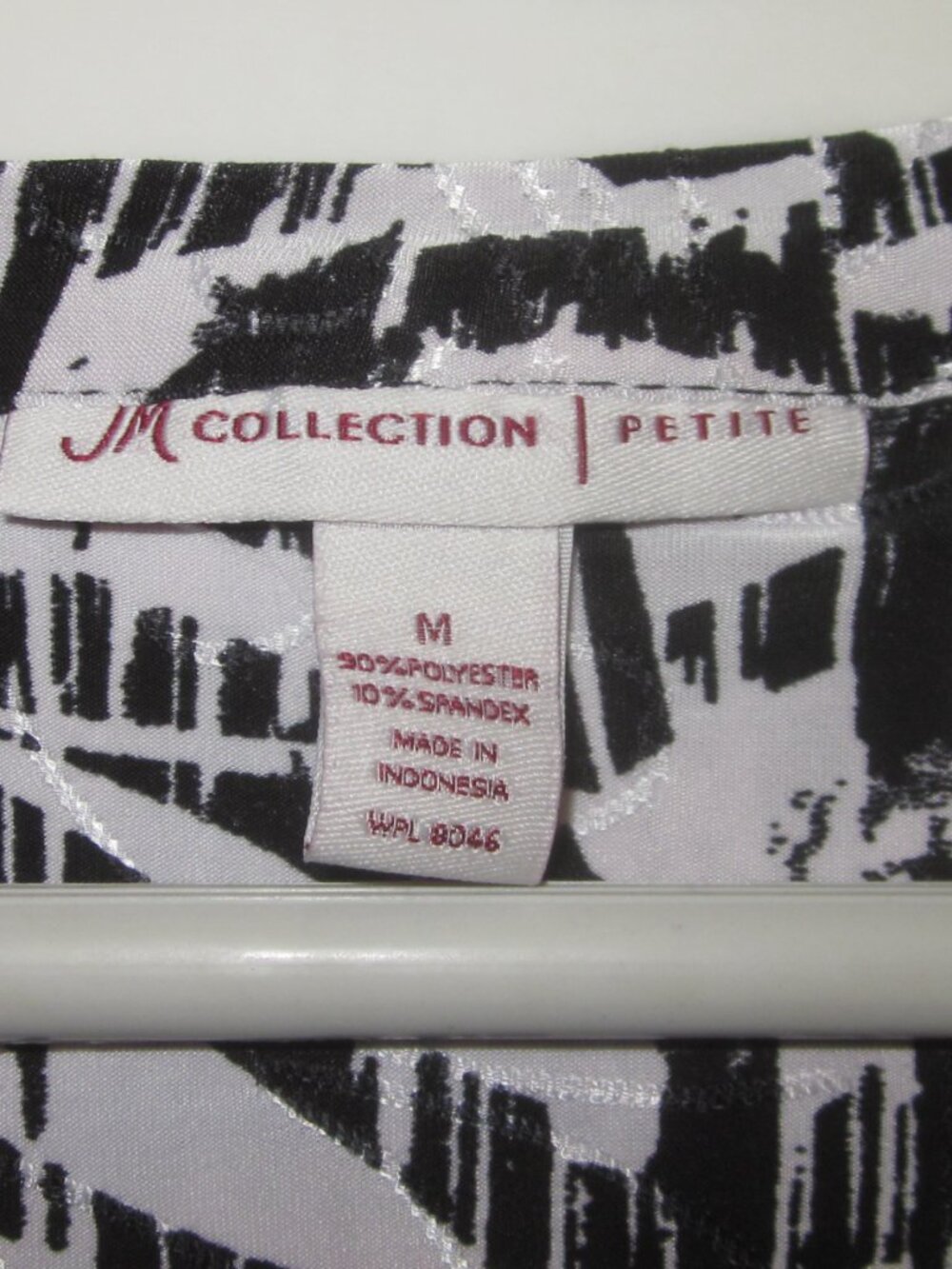 J M Collection Stretch Top White & Black - Picture 3 of 4